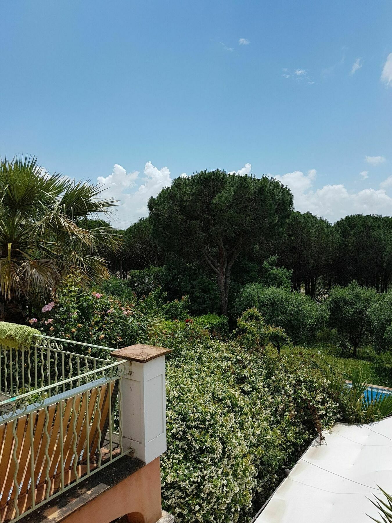 Chambres D'Hotes Villa Clauda Гримо Екстериор снимка